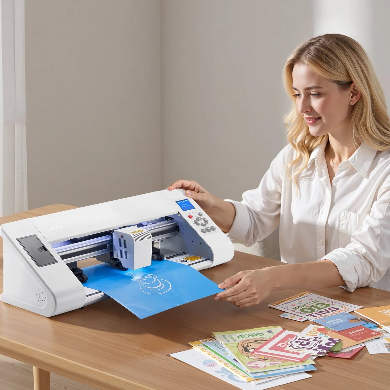 Řezací stroj na vinyl, automatické rozpoznávání okrajů, nastavitelný