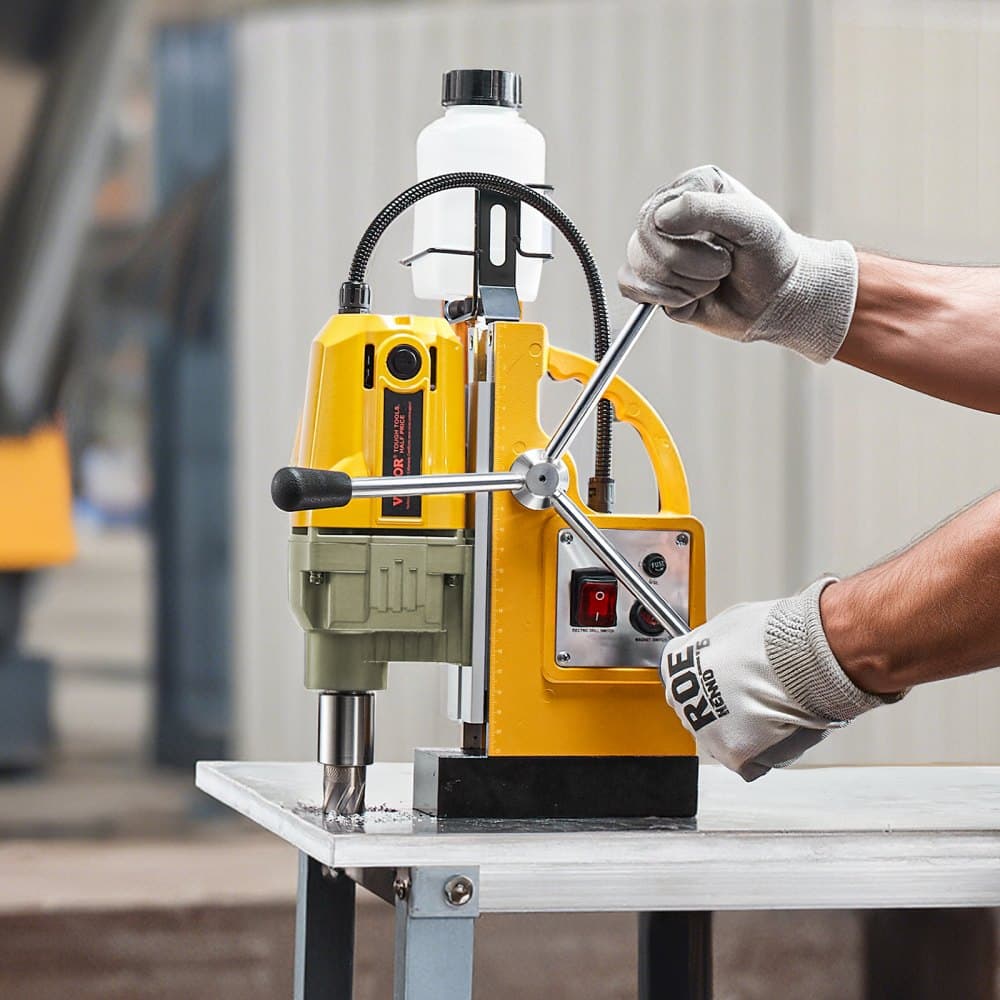 Magnetická vrtačka, motor 1400 W, průměr vrtání 1,6 palce, přenosná elektrická magnetická vrtačka 2810 lbf, otáčky bez zatížení 800 ot./min, vrtačka pro kovové povrchy, průmysl a domácí vylepšení