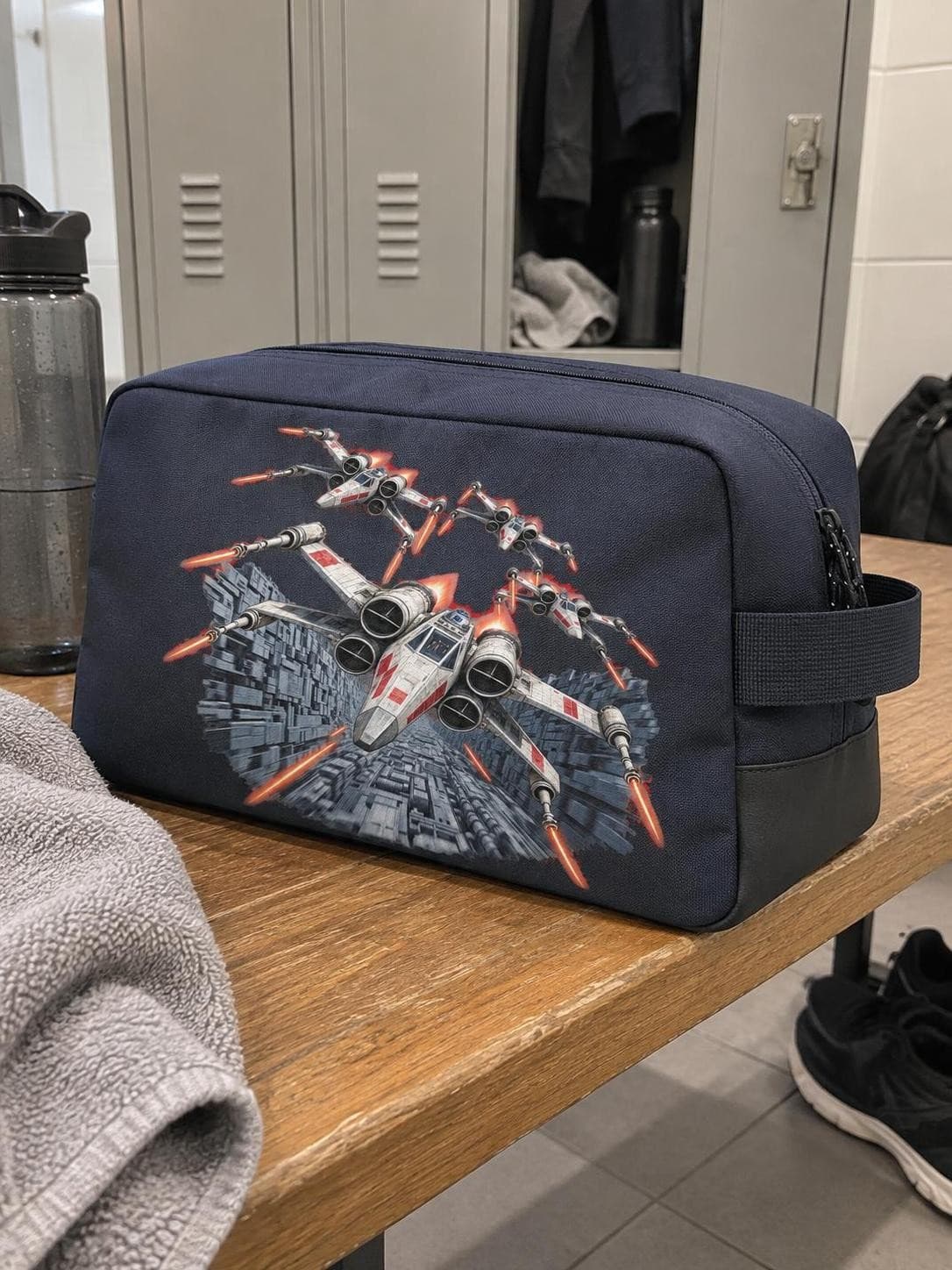 Star Wars – Let příkopem – multi-Sportovní taška na boty s potiskem (Quadra QS 476)